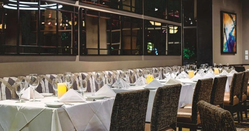 Descubre los mejores hoteles alrededor de Truist Park para tu próxima visita.