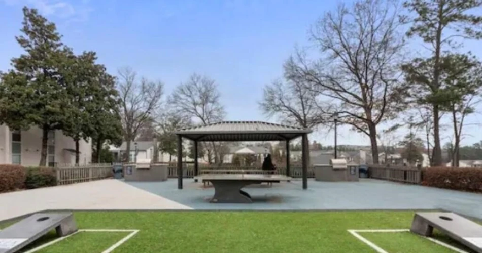 Descubre los mejores hoteles alrededor de Truist Park para tu próxima visita.