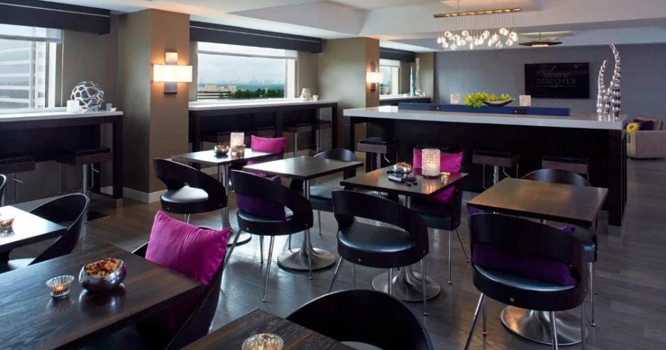 Top 10 Best Hotels Near Truist Park – Where Luxury Meets Convenience
