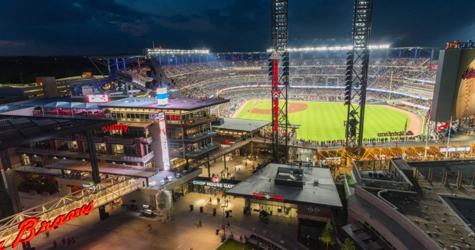 Encabezado Principal. Descubre Comodidad y Conveniencia en los Mejores Hoteles Cerca de Truist Park